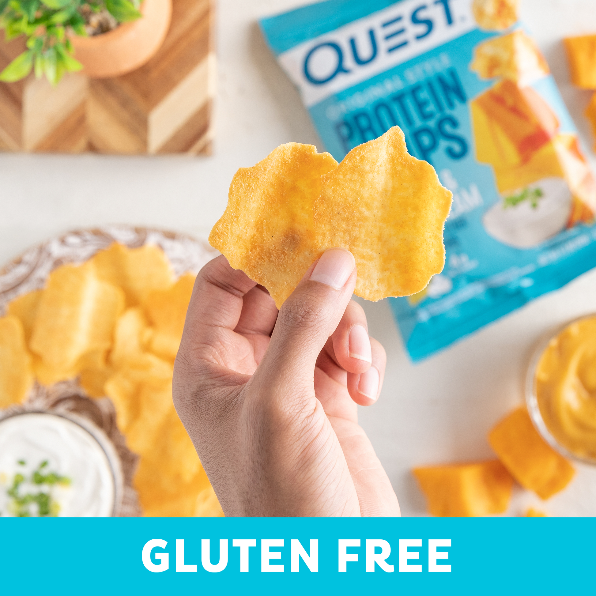 cheddar-and-sour-cream-original-style-protein-chips-e5 qst-000296_cheddar-_-sour-cream-original-style-protein-chips_7.2.png
