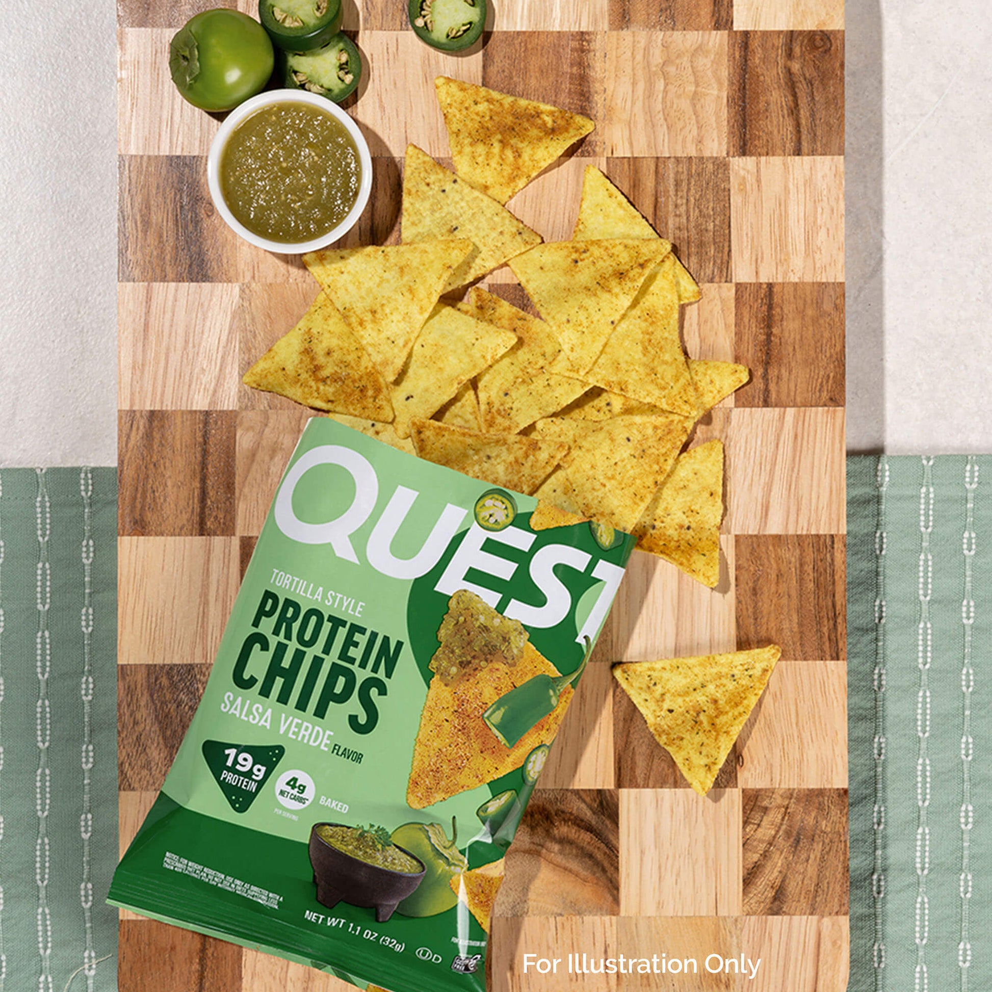 salsa-verde-tortilla-style-protein-chips-r6 qst-016419-salsa-verde-tortilla-style-protein-chips_6.jpg